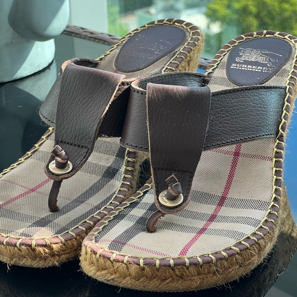 Burberry Espadrilles Thong Wedges in size 41 (9,5) in USA - Picture 1 of 7